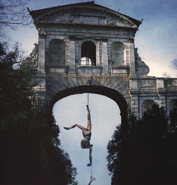 particle12_hanged_man